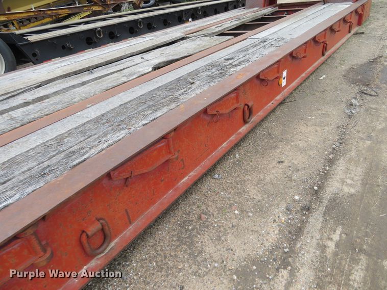 image for item DD7049 1995 Etnyre low boy equipment trailer