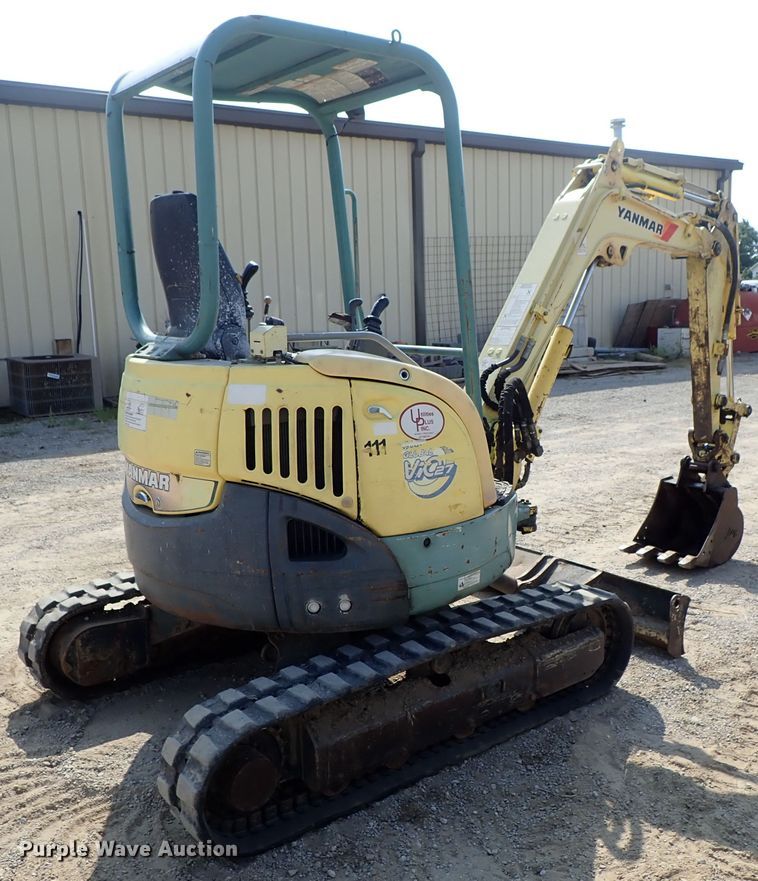 image for item DE0947 2007 Yanmar VIO27-3 excavator
