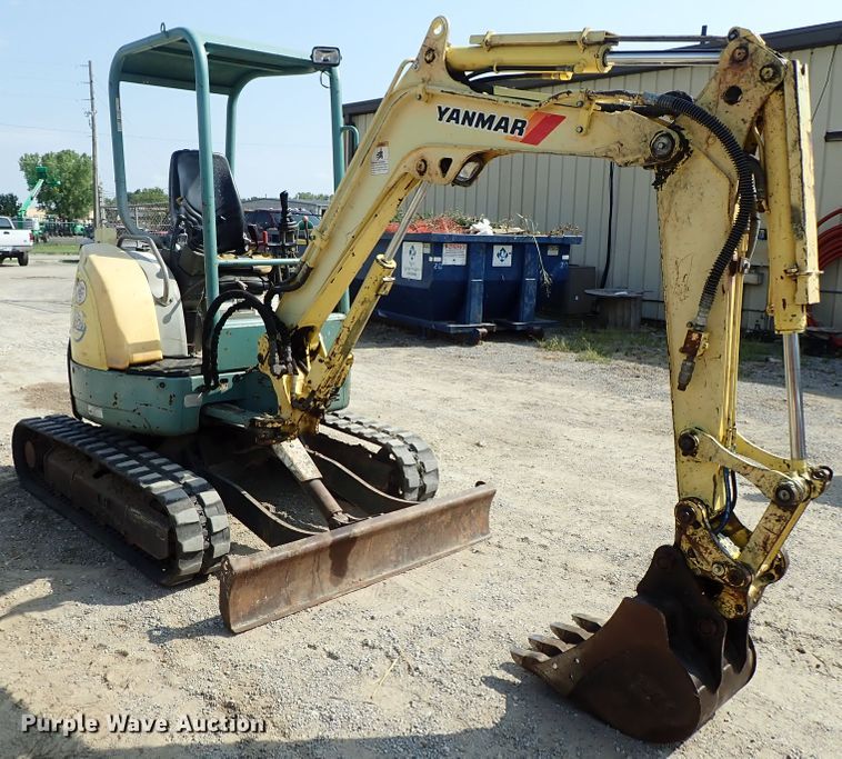 image for item DE0947 2007 Yanmar VIO27-3 excavator