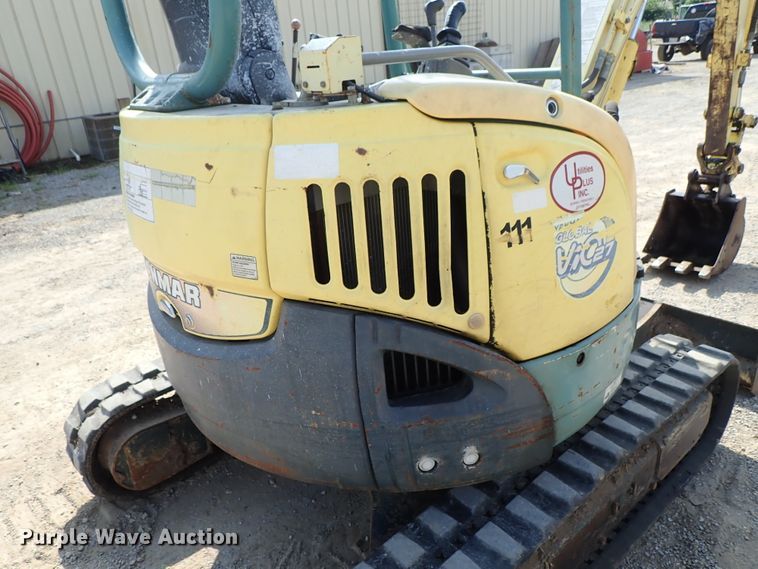 image for item DE0947 2007 Yanmar VIO27-3 excavator