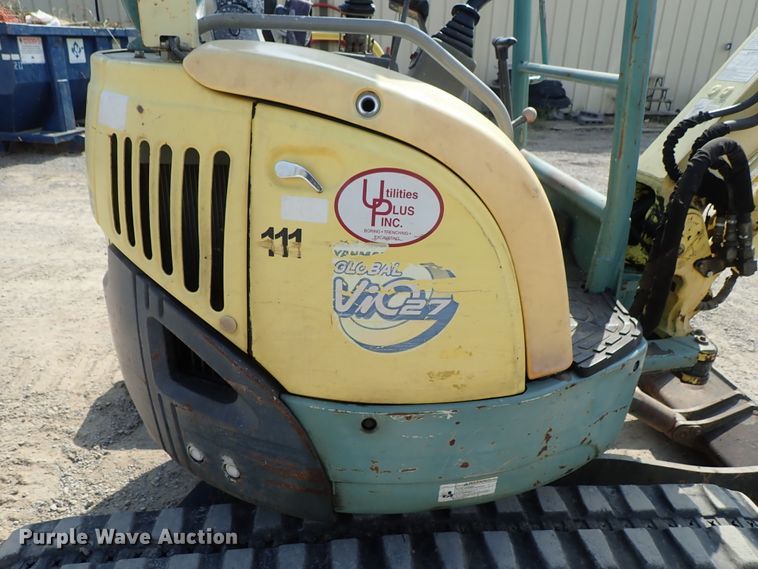 image for item DE0947 2007 Yanmar VIO27-3 excavator
