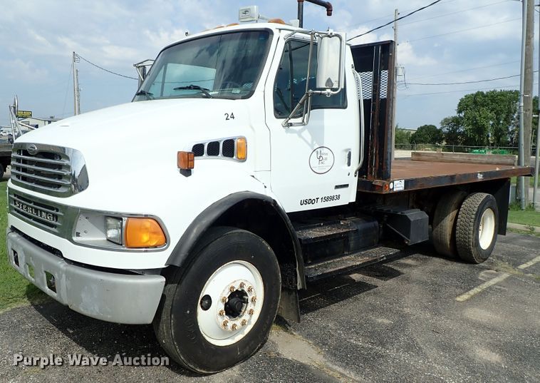 image for item DE0948 2002 Sterling Acterra flatbed truck