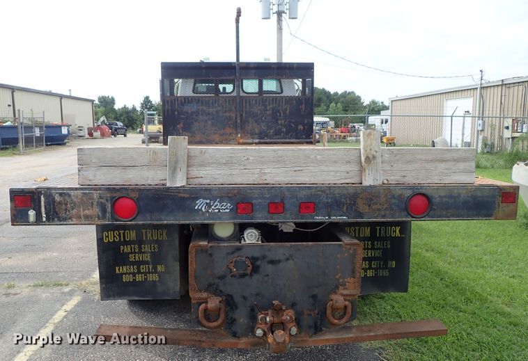 image for item DE0948 2002 Sterling Acterra flatbed truck