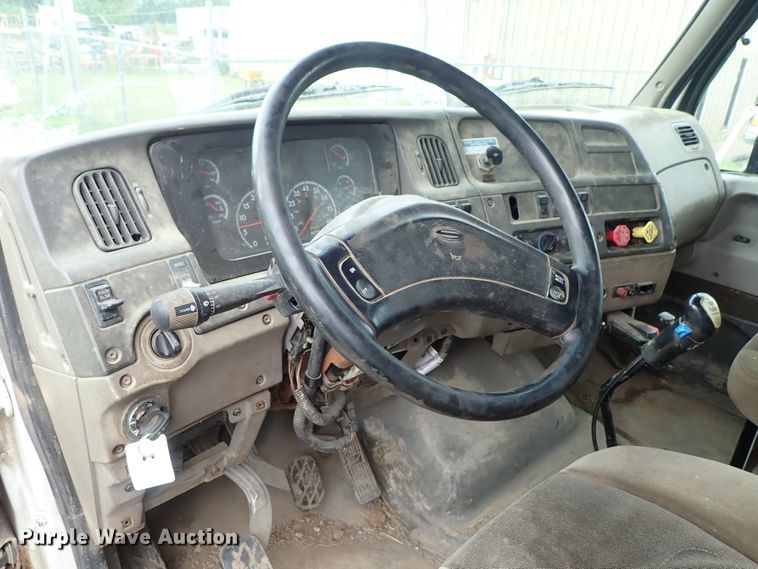 image for item DE0948 2002 Sterling Acterra flatbed truck