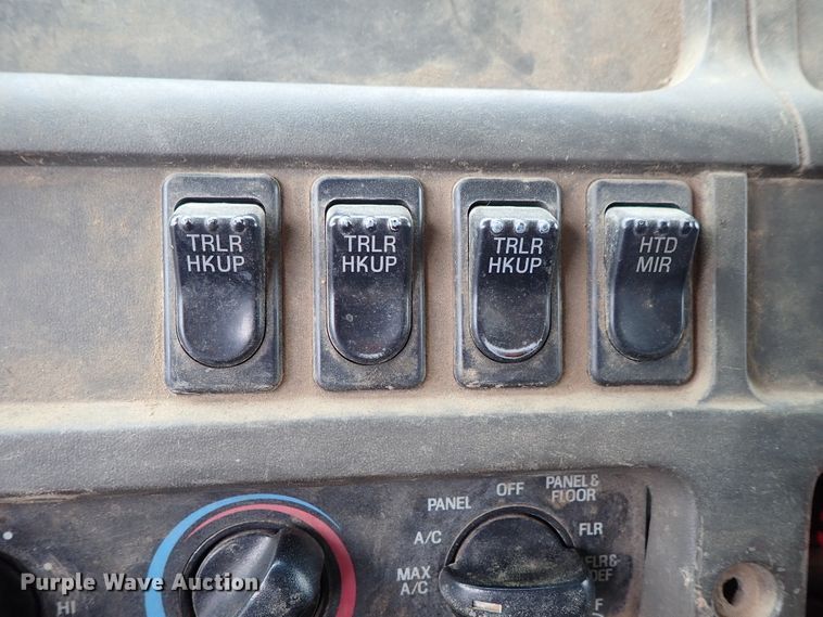 image for item DE0948 2002 Sterling Acterra flatbed truck