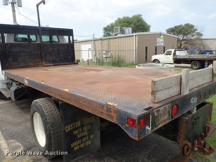 image for item DE0948 2002 Sterling Acterra flatbed truck