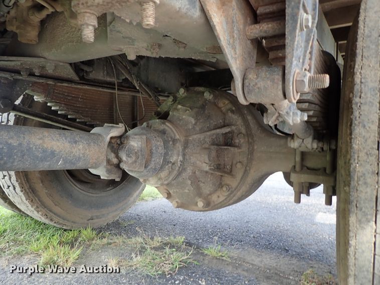 image for item DE0948 2002 Sterling Acterra flatbed truck