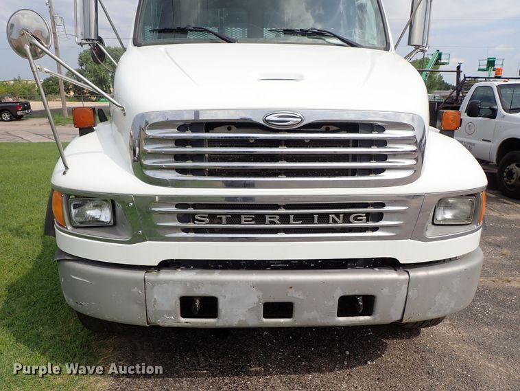 image for item DE0948 2002 Sterling Acterra flatbed truck