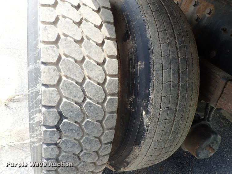 image for item DE0948 2002 Sterling Acterra flatbed truck