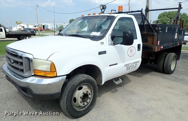 image for item DE0949 1999 Ford F550 Super Duty flatbed truck