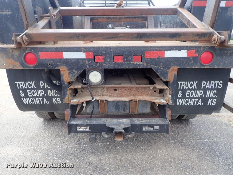 image for item DE0949 1999 Ford F550 Super Duty flatbed truck