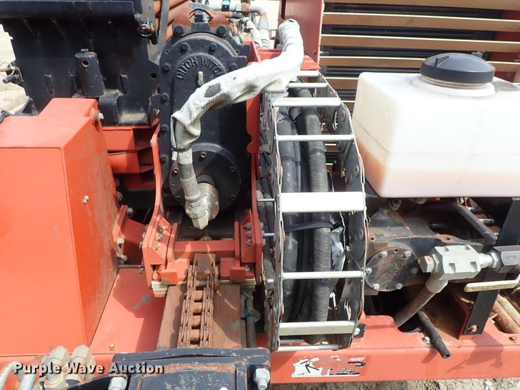image for item DE0950 2006 Ditch Witch JT2720 Mach 1 directional boring unit