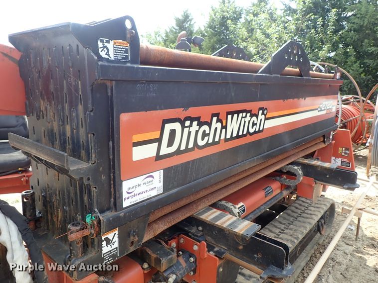 image for item DE0950 2006 Ditch Witch JT2720 Mach 1 directional boring unit