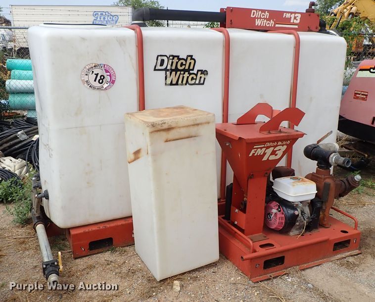 image for item DE0950 2006 Ditch Witch JT2720 Mach 1 directional boring unit