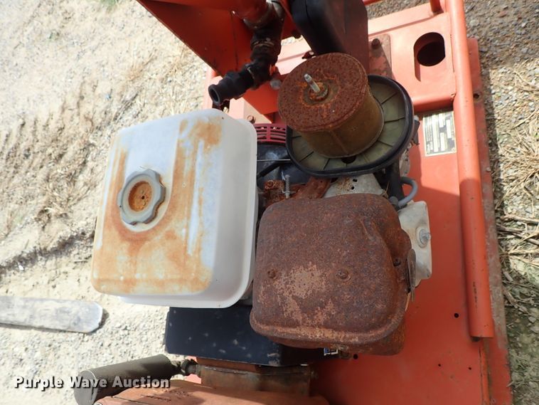 image for item DE0950 2006 Ditch Witch JT2720 Mach 1 directional boring unit