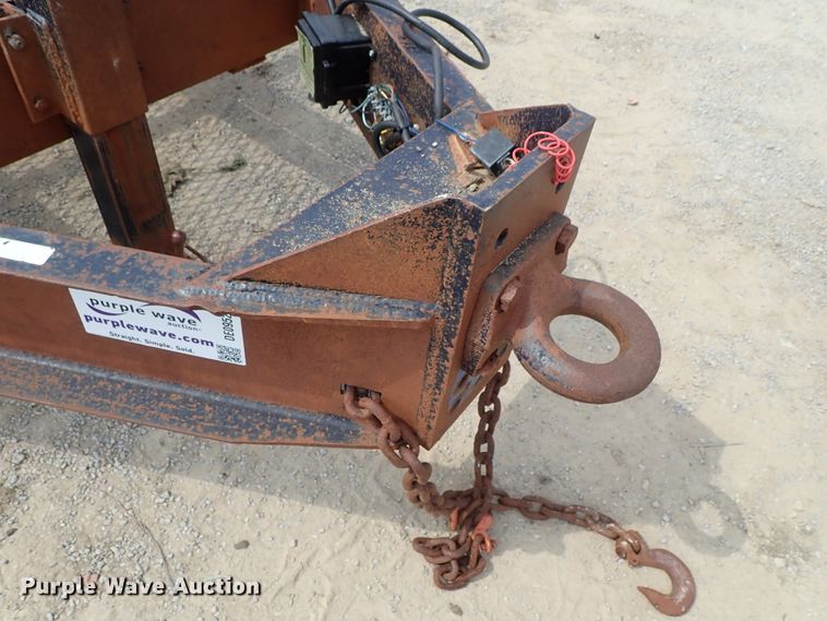 image for item DE0952 2008 Belshe equipment trailer