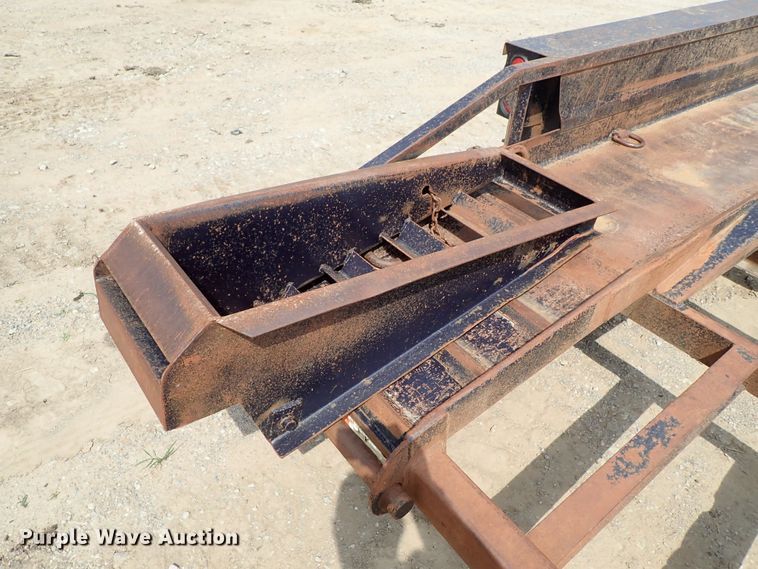 image for item DE0952 2008 Belshe equipment trailer