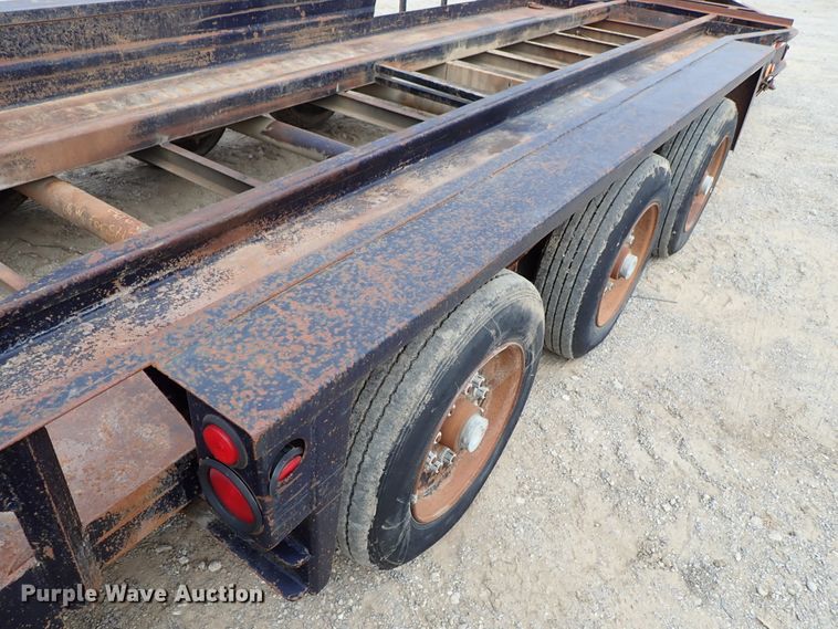 image for item DE0952 2008 Belshe equipment trailer