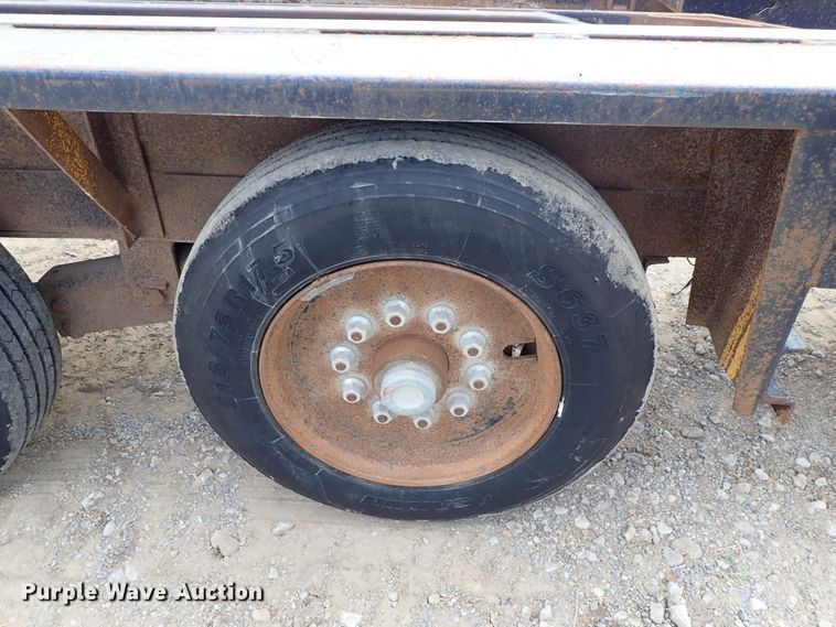 image for item DE0952 2008 Belshe equipment trailer