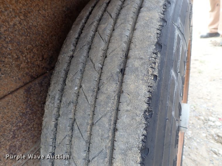 image for item DE0952 2008 Belshe equipment trailer