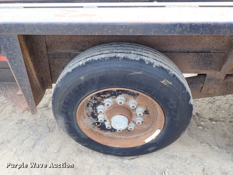 image for item DE0952 2008 Belshe equipment trailer