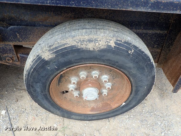 image for item DE0952 2008 Belshe equipment trailer