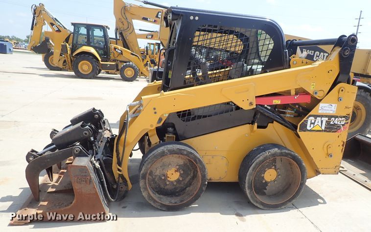 image for item DE0953 2015 Caterpillar 242D skid steer