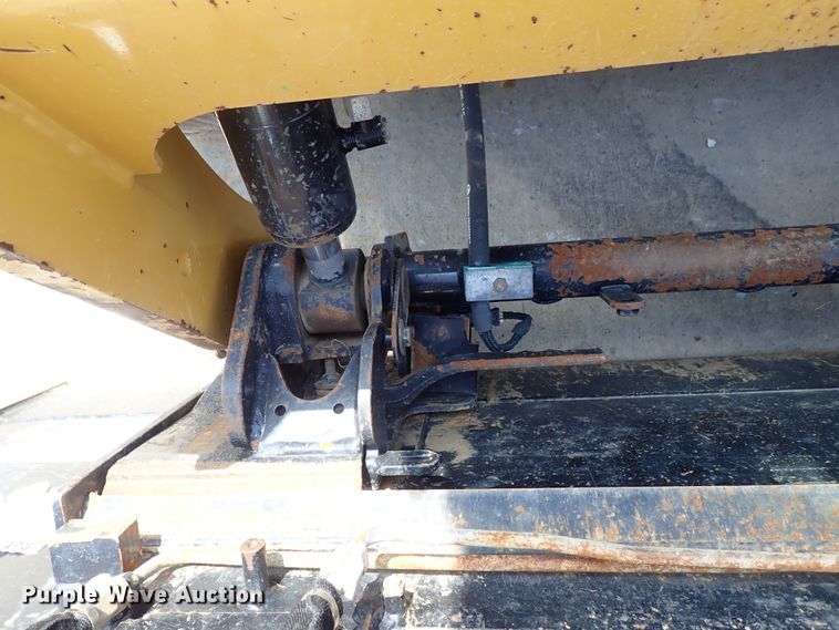 image for item DE0953 2015 Caterpillar 242D skid steer