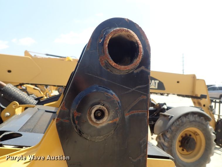 image for item DE0953 2015 Caterpillar 242D skid steer