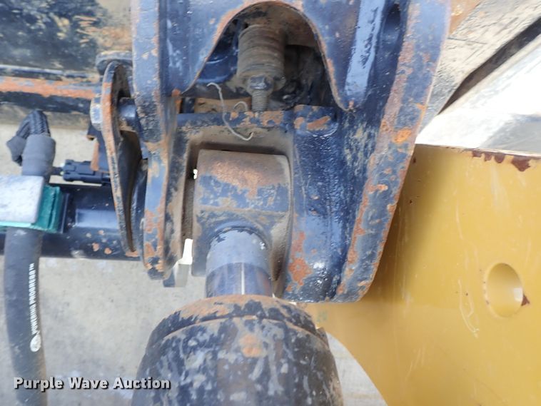 image for item DE0953 2015 Caterpillar 242D skid steer