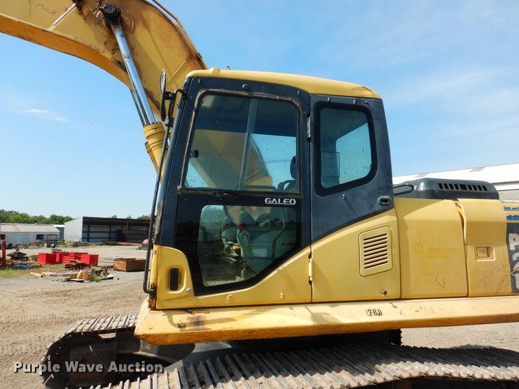image for item DE4009 2003 Komatsu PC220LC excavator