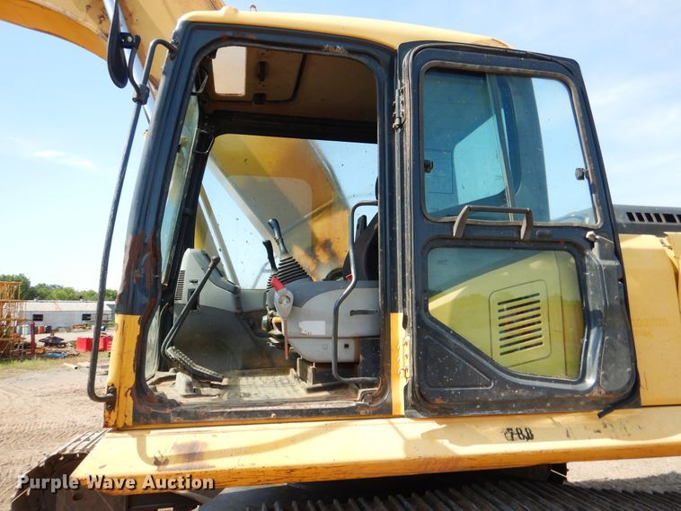 image for item DE4009 2003 Komatsu PC220LC excavator