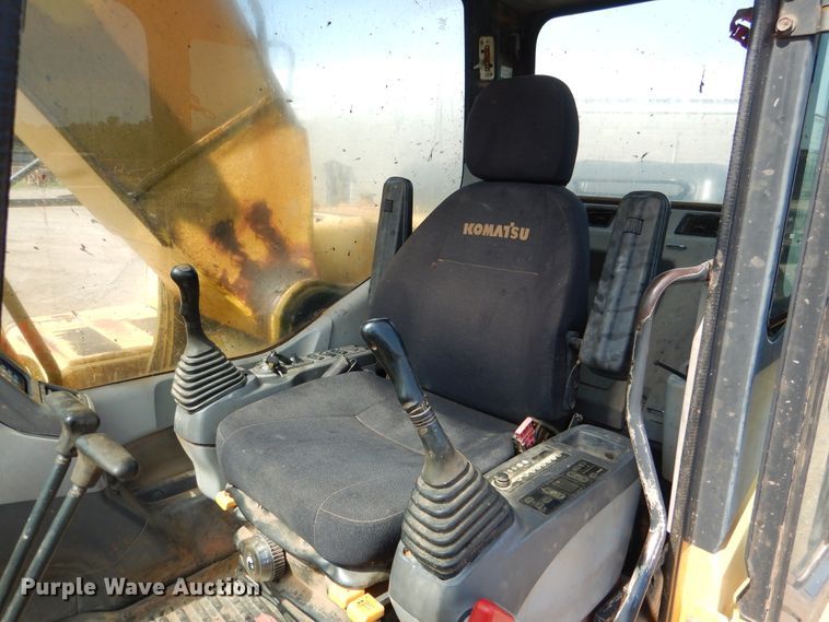 image for item DE4009 2003 Komatsu PC220LC excavator