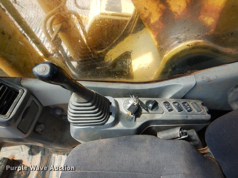 image for item DE4009 2003 Komatsu PC220LC excavator