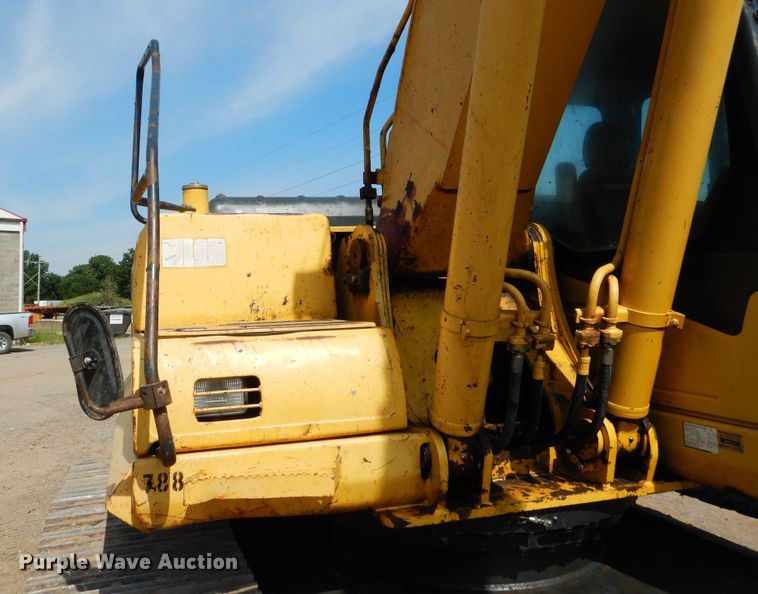 image for item DE4009 2003 Komatsu PC220LC excavator