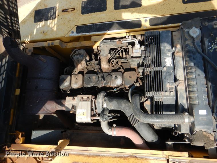 image for item DE4009 2003 Komatsu PC220LC excavator