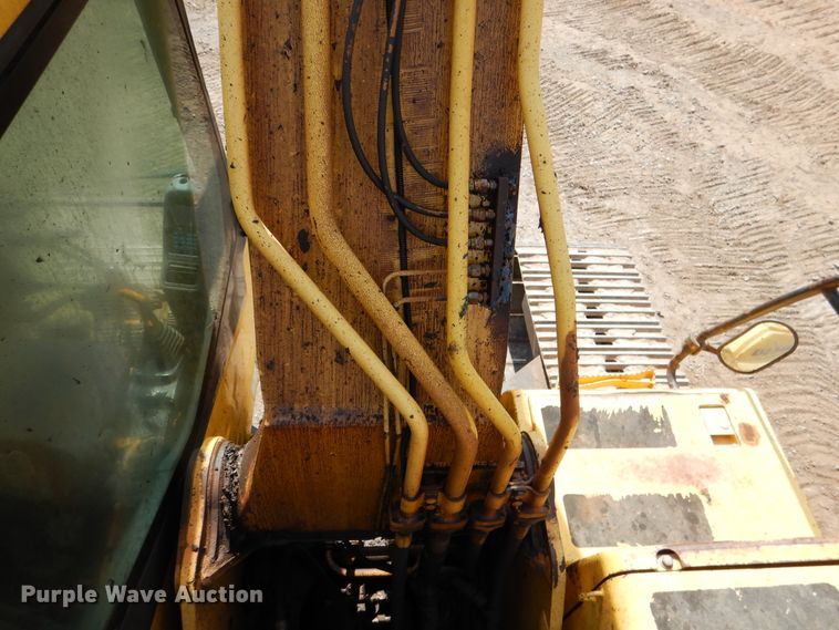 image for item DE4009 2003 Komatsu PC220LC excavator