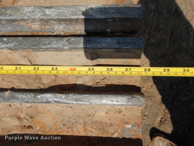 image for item DE4009 2003 Komatsu PC220LC excavator