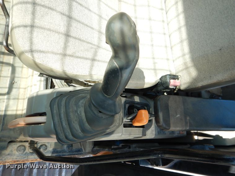 image for item DE4010 2007 Case CX210B excavator
