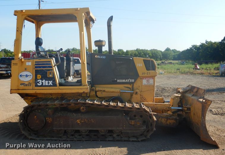 image for item DE4011 2005 Komatsu D31EX-21 dozer