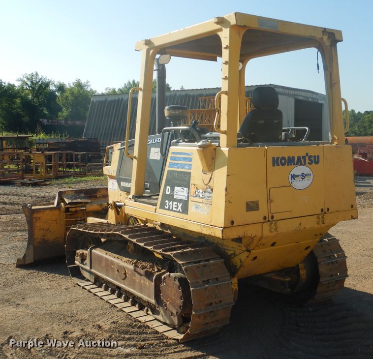 image for item DE4011 2005 Komatsu D31EX-21 dozer