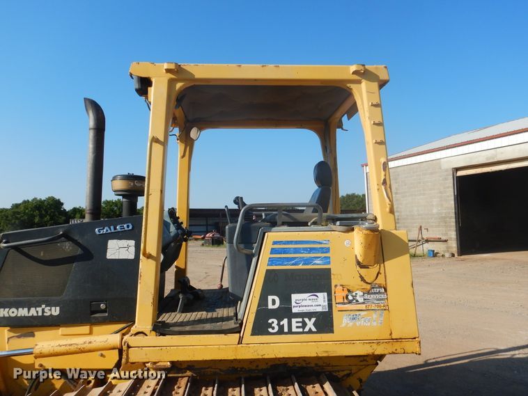 image for item DE4011 2005 Komatsu D31EX-21 dozer