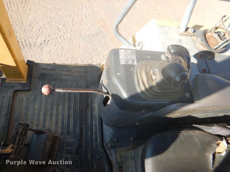 image for item DE4011 2005 Komatsu D31EX-21 dozer