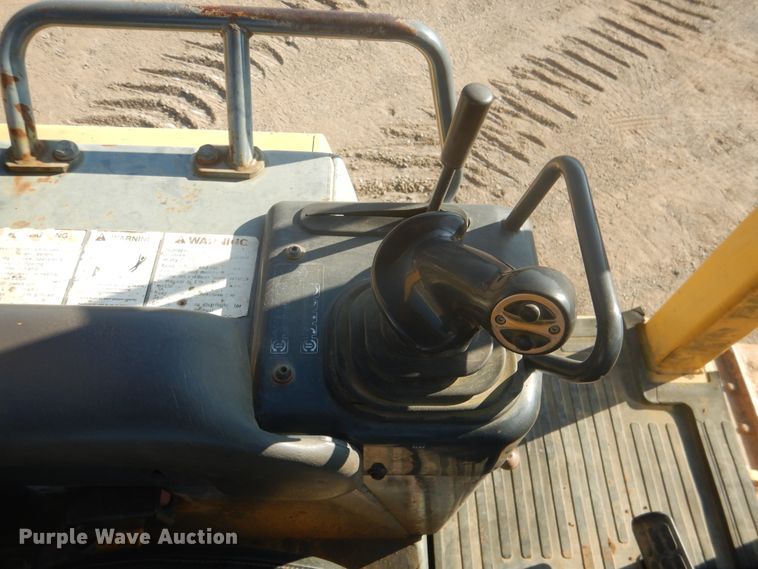 image for item DE4011 2005 Komatsu D31EX-21 dozer