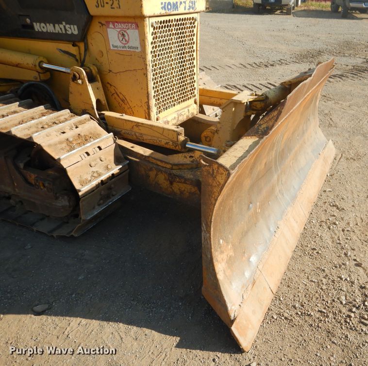image for item DE4011 2005 Komatsu D31EX-21 dozer
