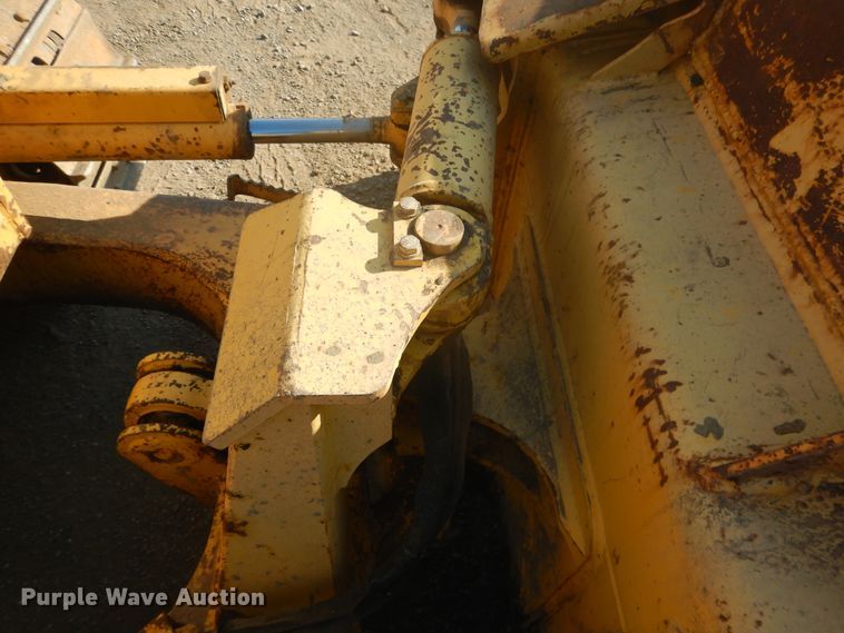 image for item DE4011 2005 Komatsu D31EX-21 dozer