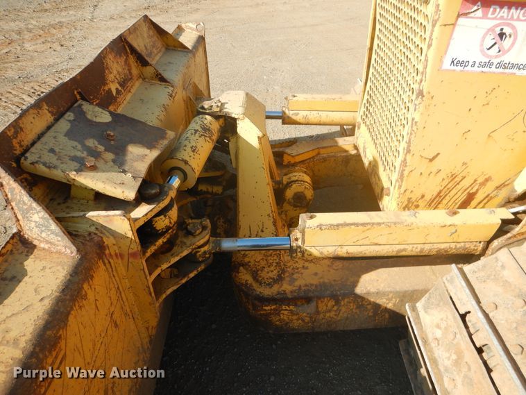 image for item DE4011 2005 Komatsu D31EX-21 dozer