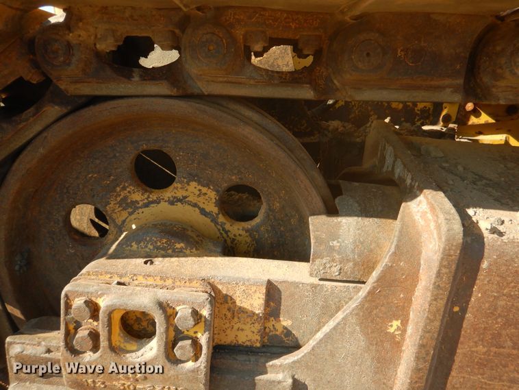 image for item DE4011 2005 Komatsu D31EX-21 dozer
