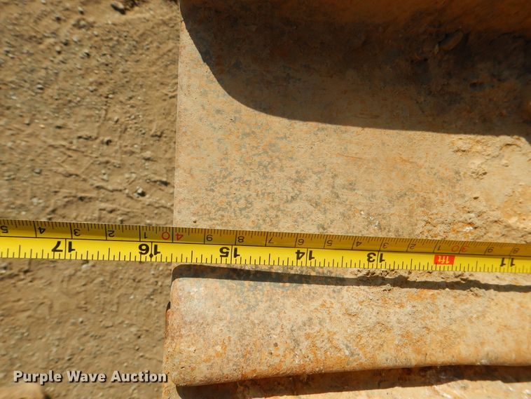 image for item DE4011 2005 Komatsu D31EX-21 dozer