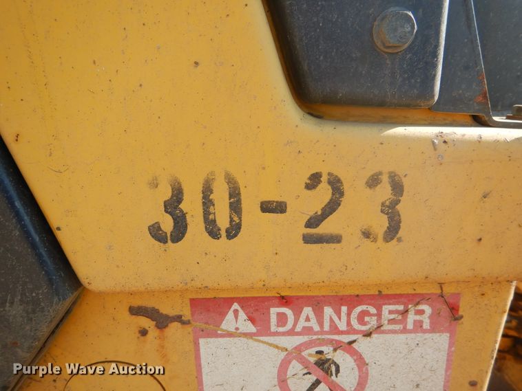 image for item DE4011 2005 Komatsu D31EX-21 dozer